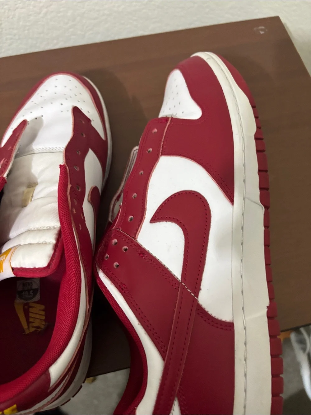Nike classic low